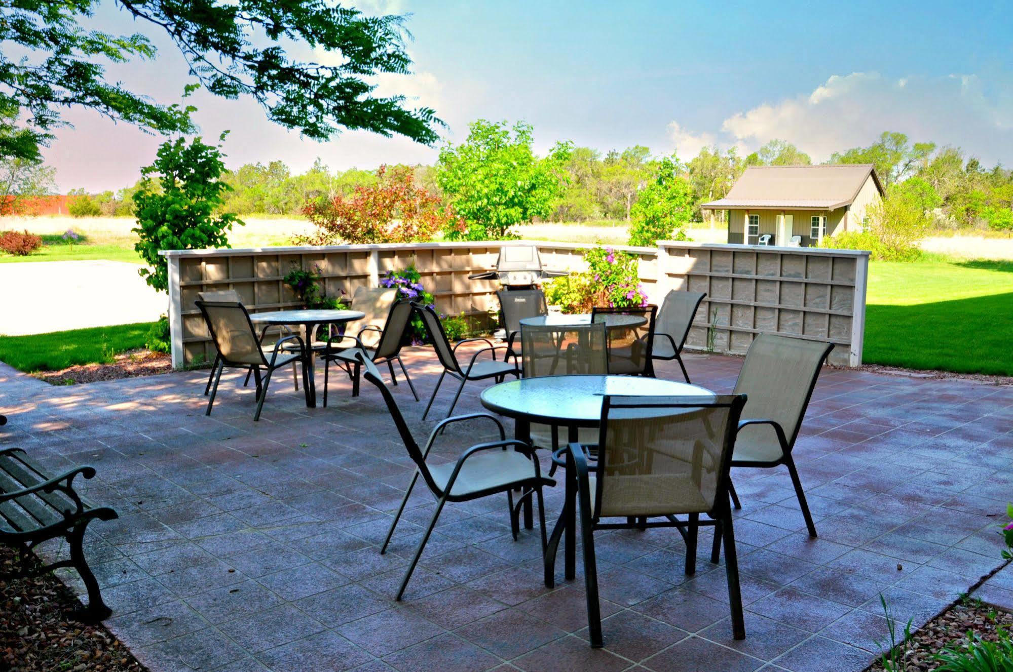 The Niobrara Lodge Valentine Εξωτερικό φωτογραφία